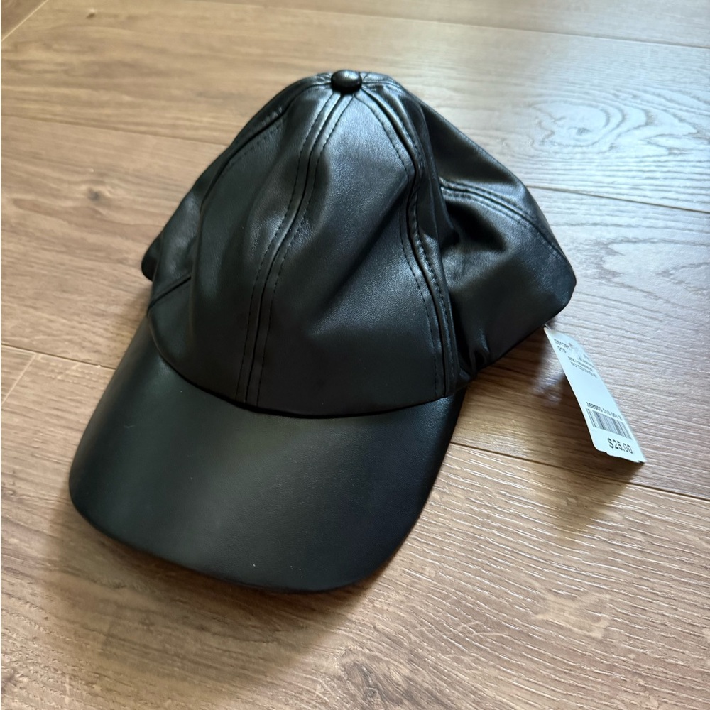 NWT Le Chateau Black Faux Leather Hat